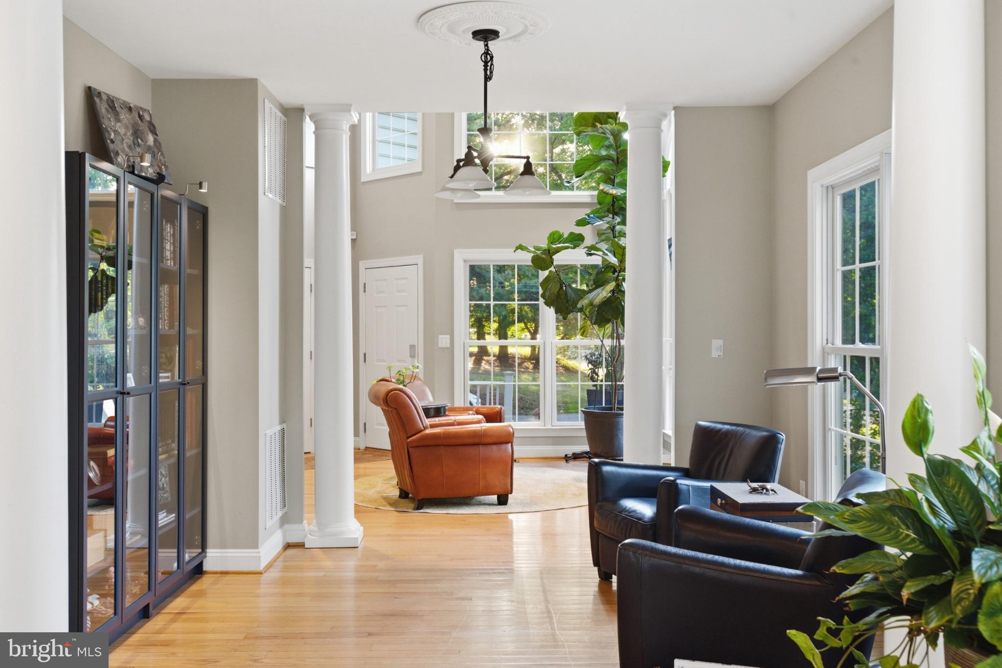 1219 Meadow View Road Pasadena, MD 21122 - Photo 13 of 70 Bright and airy entryway oasis.