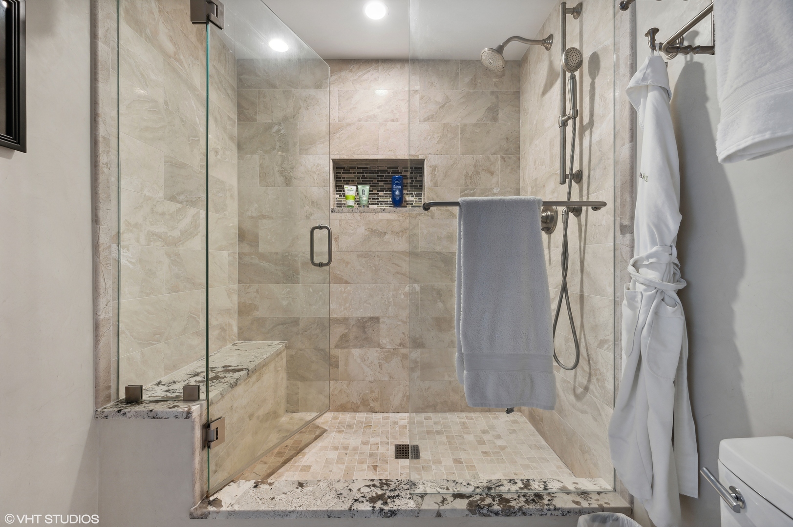 6 South Laflin Street, Unit 807S Chicago, IL 60607 - Photo 20 of 26