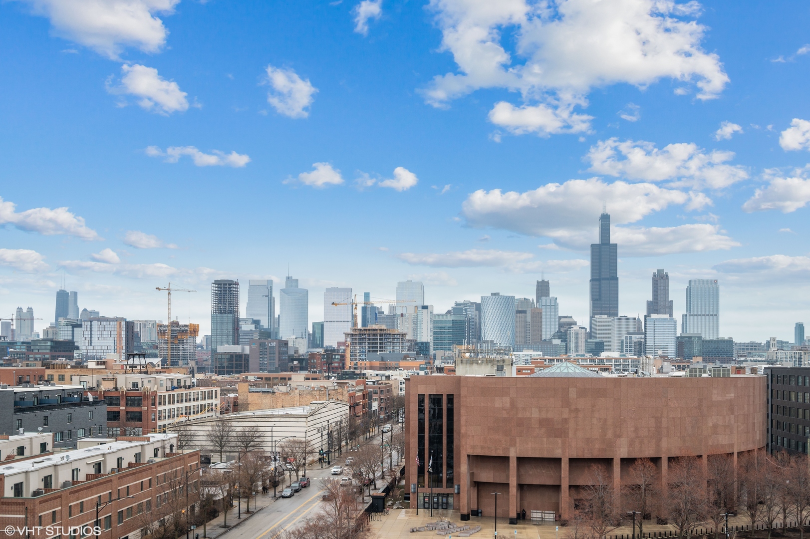 6 South Laflin Street, Unit 807S Chicago, IL 60607 - Photo 2 of 26