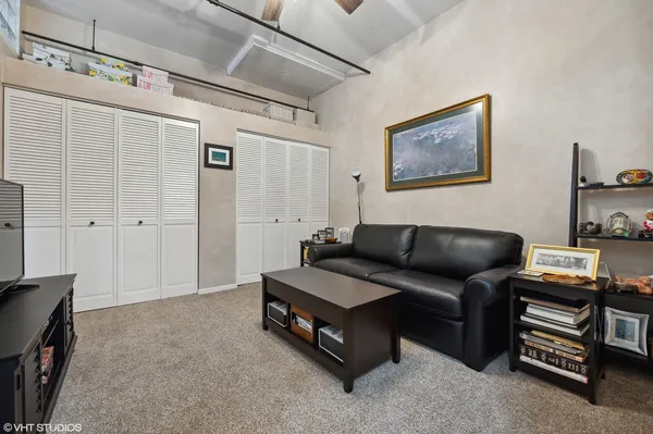 $499,900 | 6 South Laflin Street, Unit 807S, Chicago, IL 60607