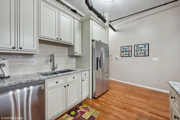 $499,900 | 6 South Laflin Street, Unit 807S, Chicago, IL 60607