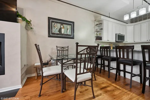 $499,900 | 6 South Laflin Street, Unit 807S, Chicago, IL 60607