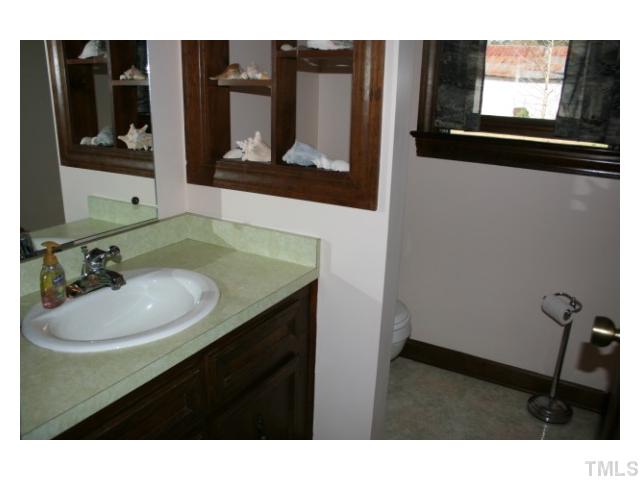 579 Oliver Road Kenly, NC 27542 - Photo 11 of 24 Gallery Image 11