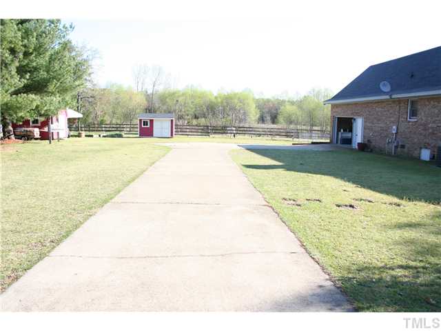 579 Oliver Road Kenly, NC 27542 - Photo 2 of 24 Gallery Image 2