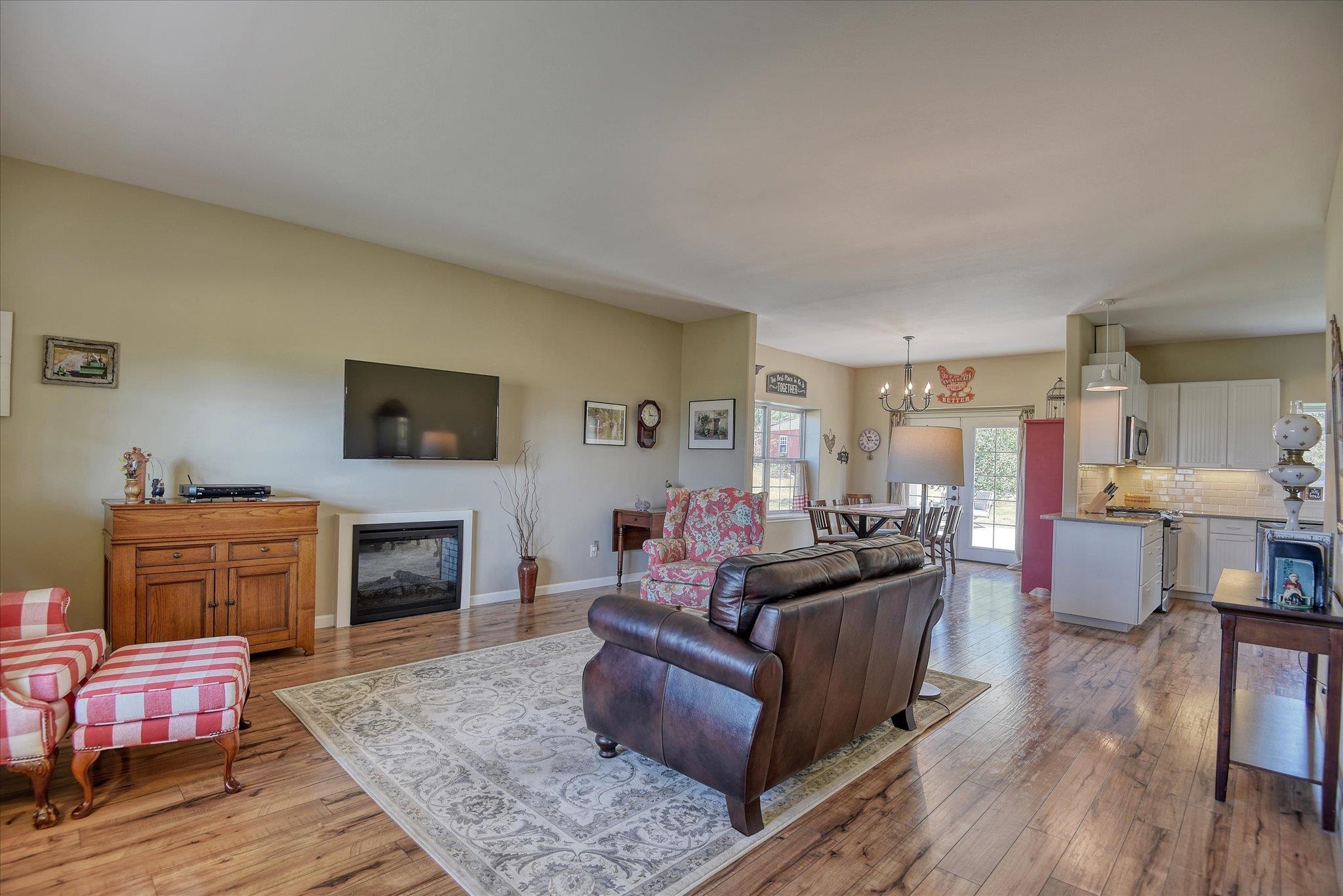 21907 North Monroe Road Spokane, WA 99208 - Photo 8 of 44
