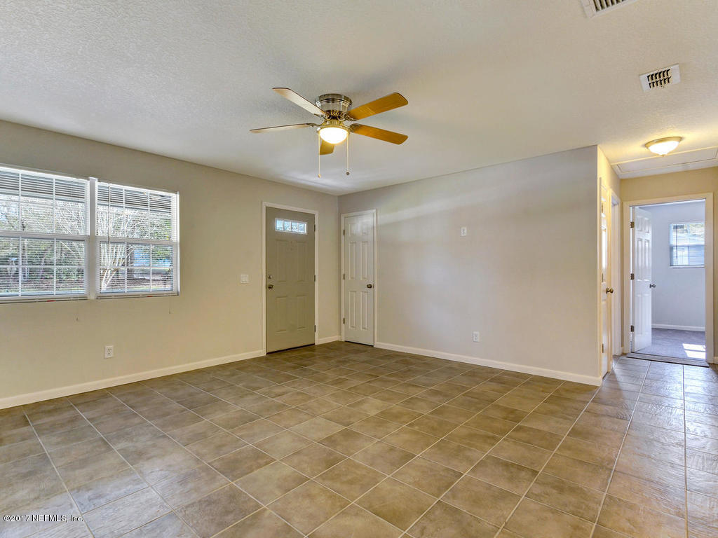 8724 Eastwood Road Macclenny, FL 32063 - Photo 10 of 32 MLS9