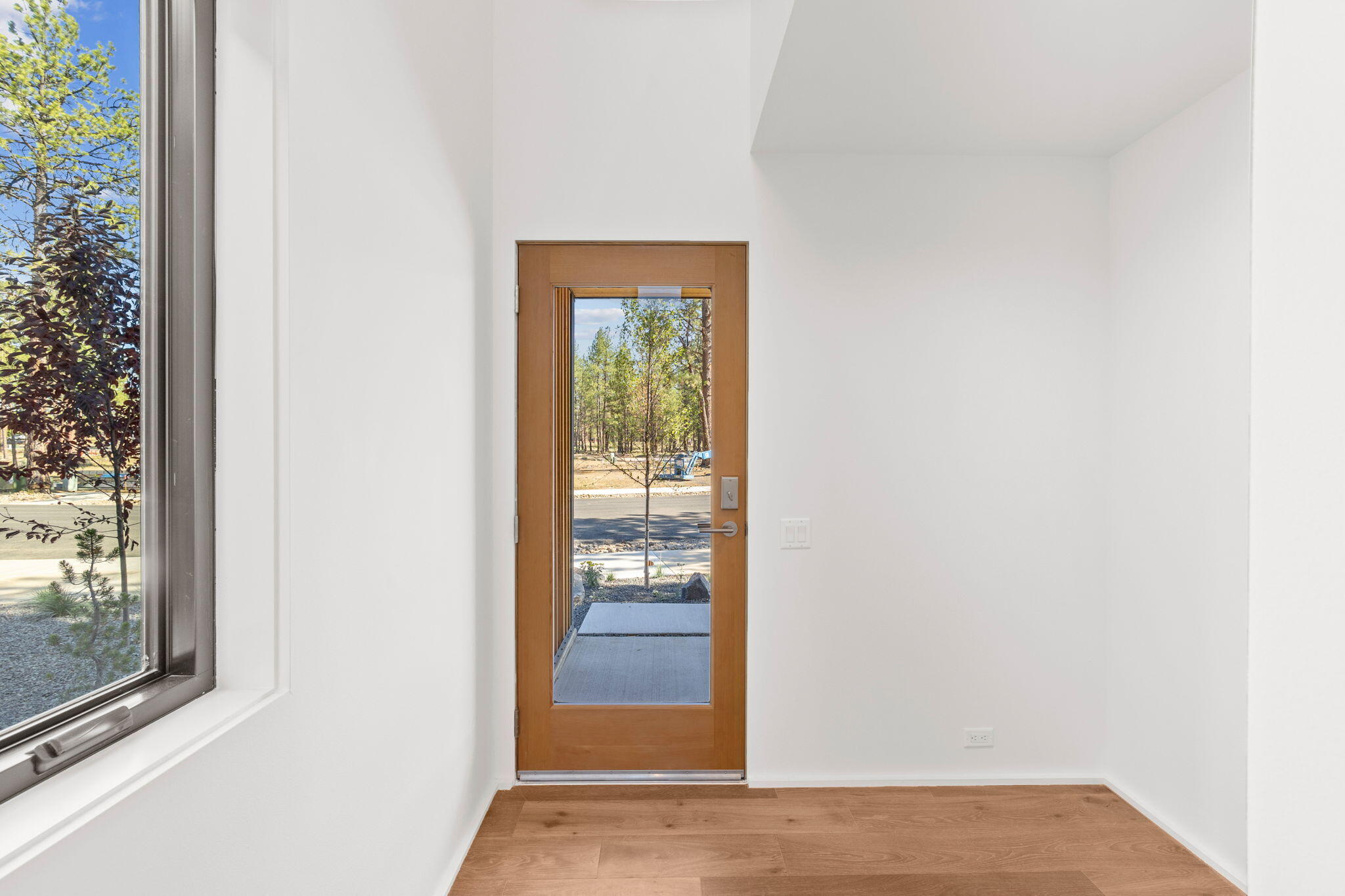 589 West Canopy Way, Unit LOT 22 Sisters, OR 97759 - Photo 8 of 36 Same Model Completed