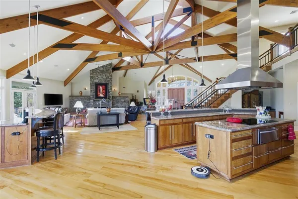 $3,250,000 | 1046 Hollis Road, Westlake, LA 70669