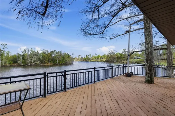 $3,250,000 | 1046 Hollis Road, Westlake, LA 70669