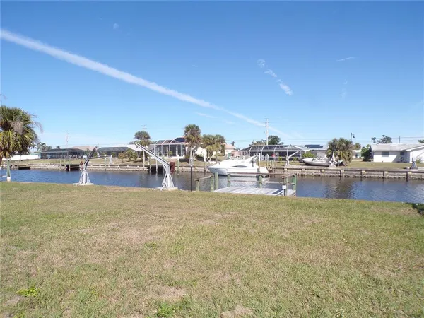 $2,125 | 132 Leland Street Southwest, Port Charlotte, FL 33952