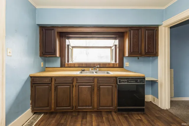 $180,000 | 415 South Buffalo Street, Warsaw, IN 46580