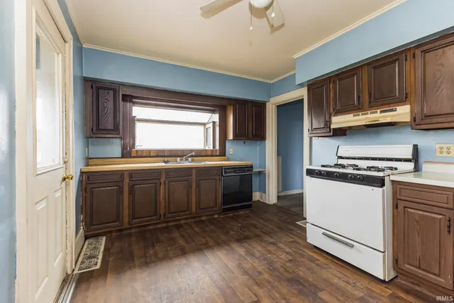 $180,000 | 415 South Buffalo Street, Warsaw, IN 46580