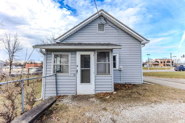 $180,000 | 415 South Buffalo Street, Warsaw, IN 46580