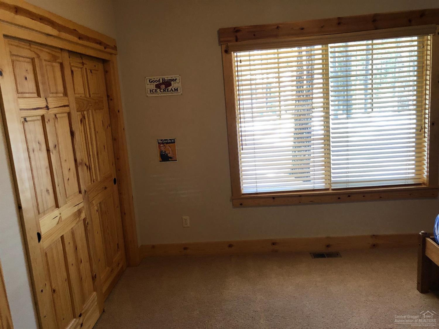 70329 Sword Fern Black Butte Ranch, OR 97759 - Photo 8 of 11 Additional Photo