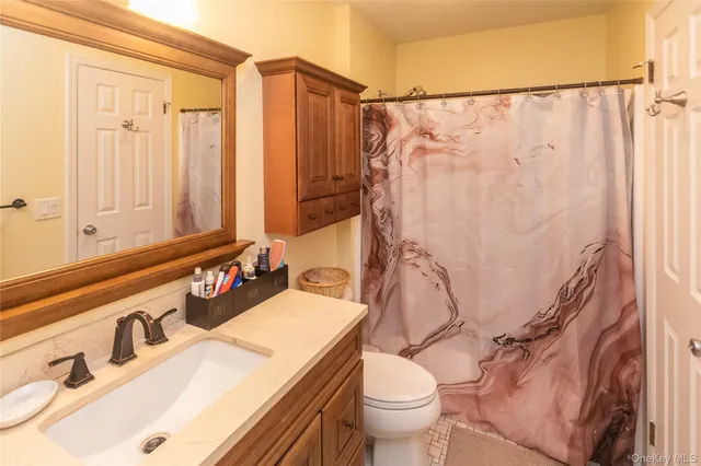 $349,999 | 20 Wintergreen Court, Montgomery, NY 12549