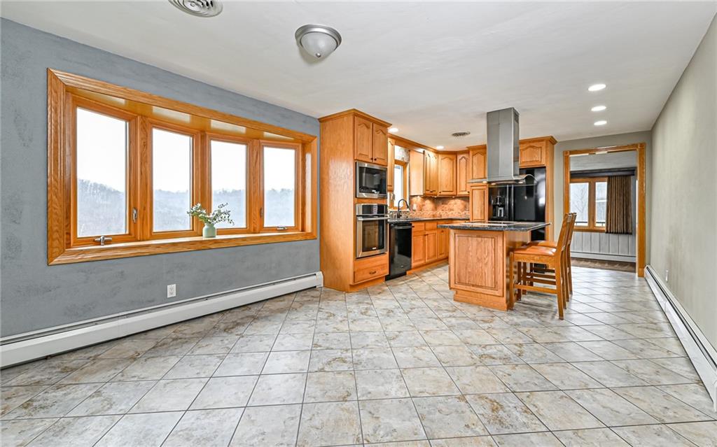 371 Hemlock Road Trafford, PA 15085 - Photo 7 of 37 Gallery Image 7