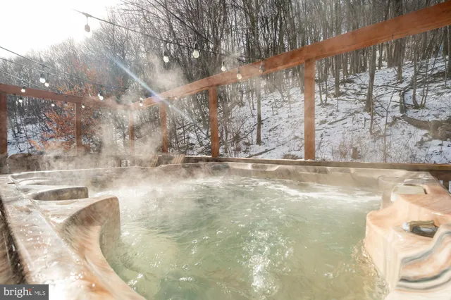 $449,000 | 12 Winding Way, Unit 18A, McHenry, MD 21541