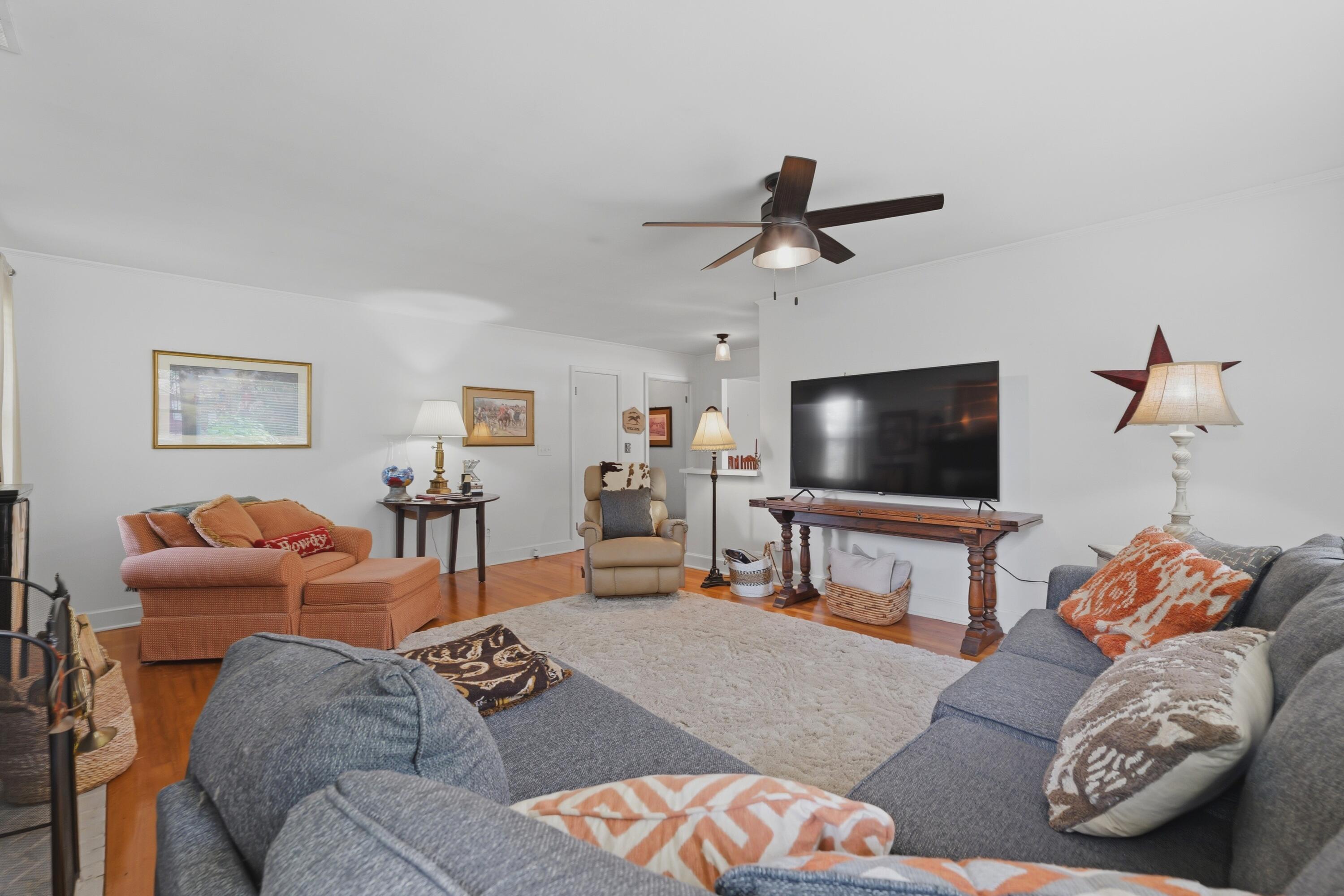 413 Hill Street Moncks Corner, SC 29461 - Photo 4 of 31 023_P1047265