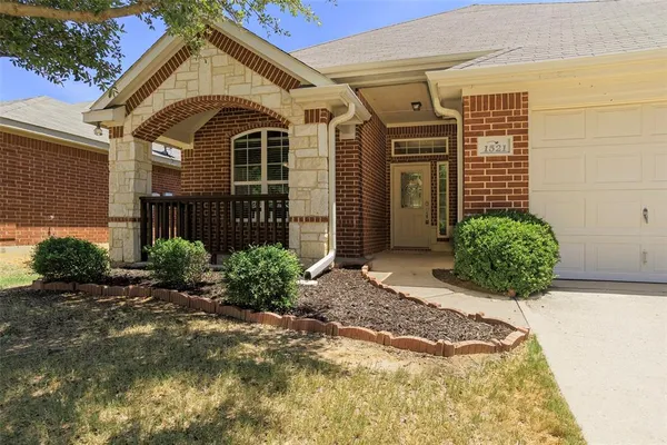 $340,000 | 1521 Wickham Drive, Burleson, TX 76028