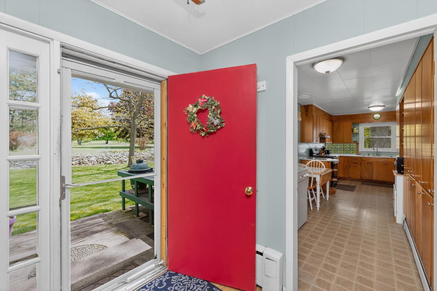 58828 South Burr Oak Road Colon, MI 49040 - Photo 7 of 48 58828 S Burr Oak Rd Colon MI-large-007-0