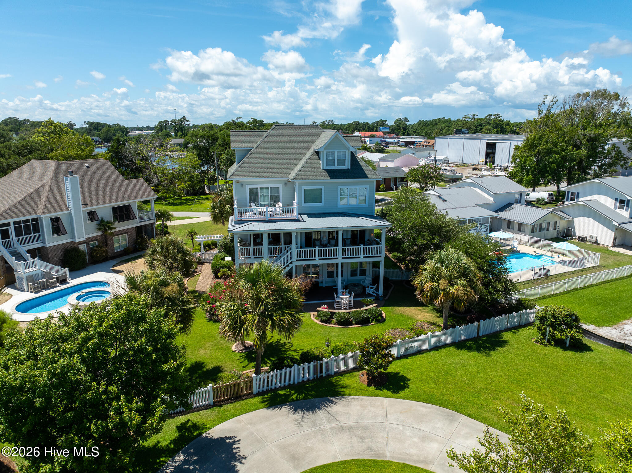 111 Riverside Avenue Morehead City, NC 28557 - Photo 95 of 123 111-riverside-ave-41