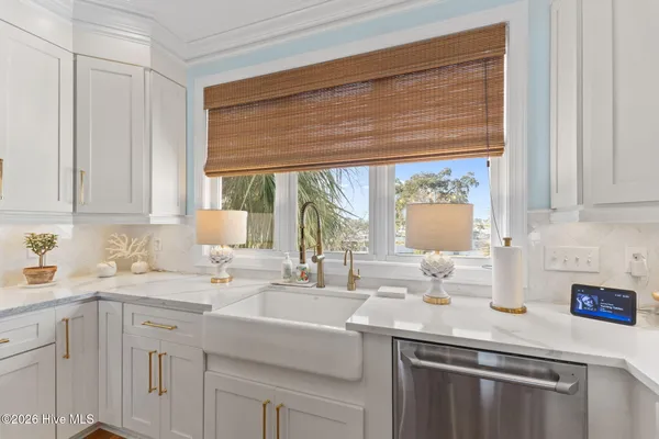 $1,400,000 | 111 Riverside Avenue, Morehead City, NC 28557