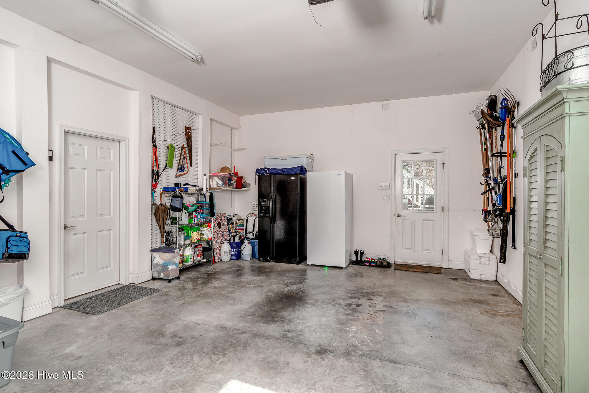 111 Riverside Avenue Morehead City, NC 28557 - Photo 13 of 123 garage