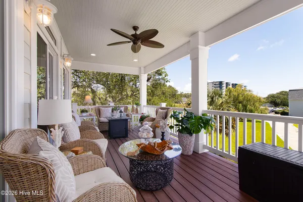 $1,400,000 | 111 Riverside Avenue, Morehead City, NC 28557