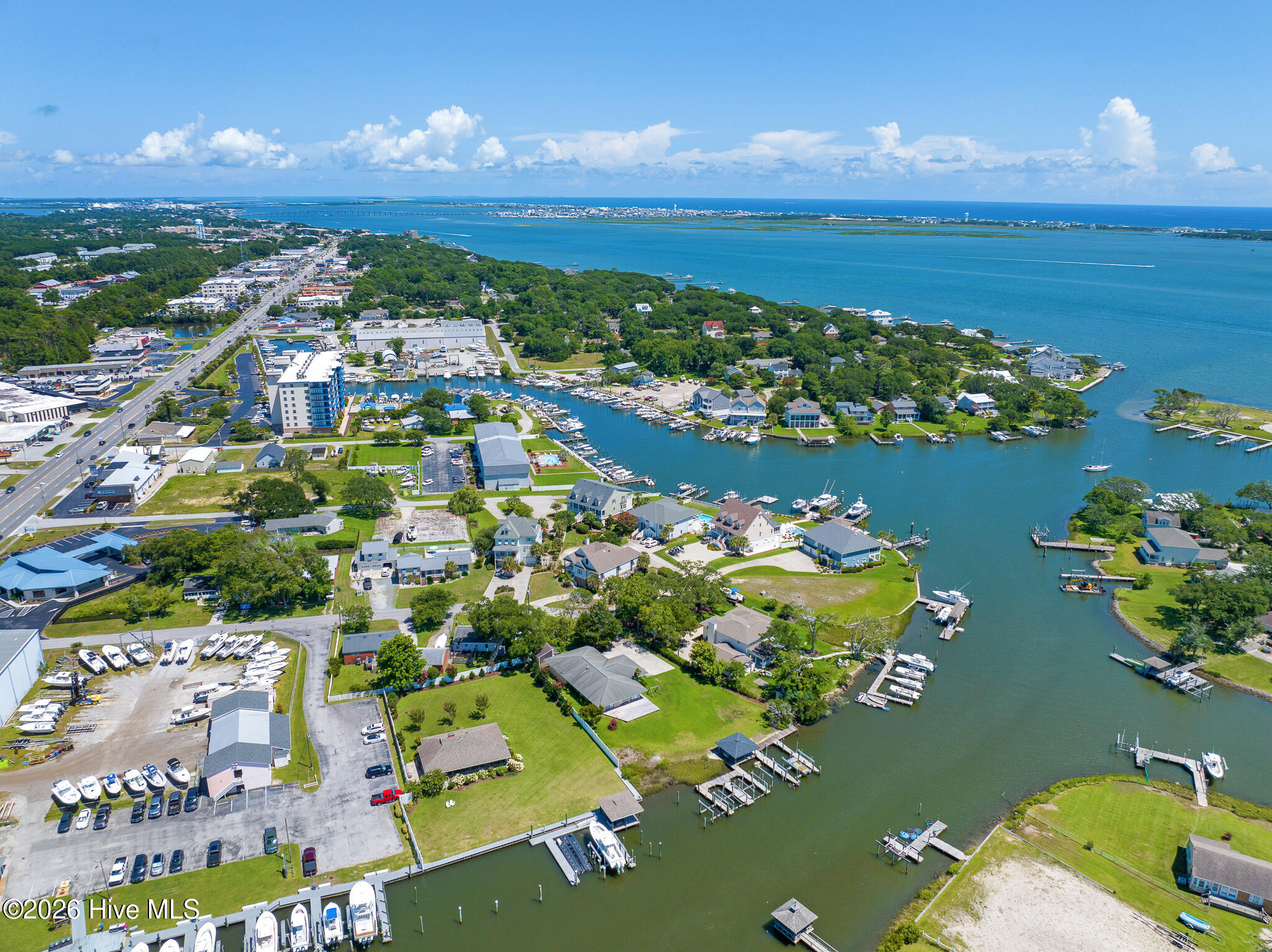 111 Riverside Avenue Morehead City, NC 28557 - Photo 4 of 80 Pelletier Creek Harbor