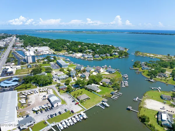 $1,400,000 | 111 Riverside Avenue, Morehead City, NC 28557