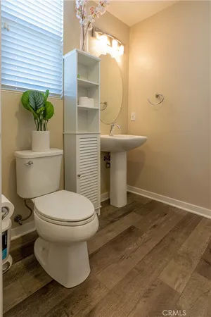 $759,900 | 5786 Acacia Lane, Lakewood, CA 90712