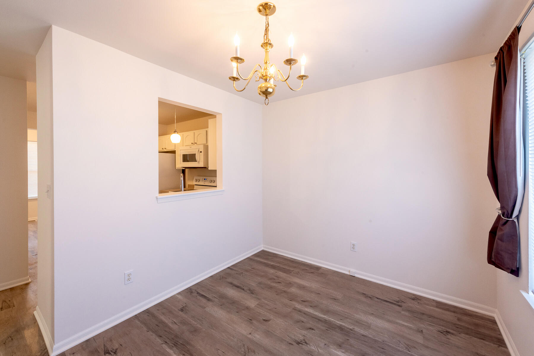 8679 Old Green Bay Road Pleasant Prairie, WI 53158 - Photo 10 of 25 Dining_1163