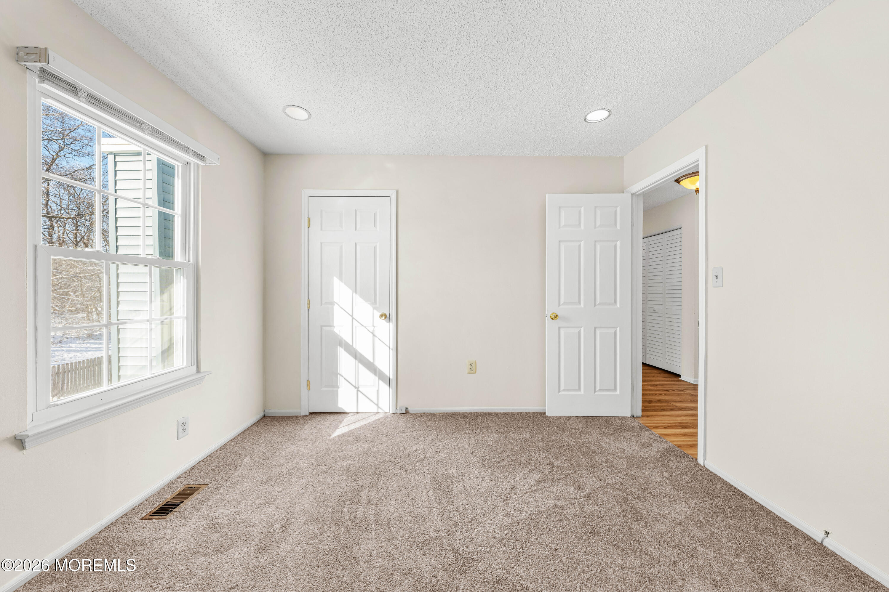 19 Sloop Square Freehold, NJ 07728 - Photo 14 of 33 19 Sloop Square Freehold - Interiors-23