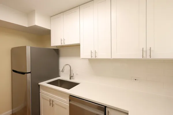 $1,900 | 6157 West Belmont Avenue, Unit 1F, Chicago, IL 60634