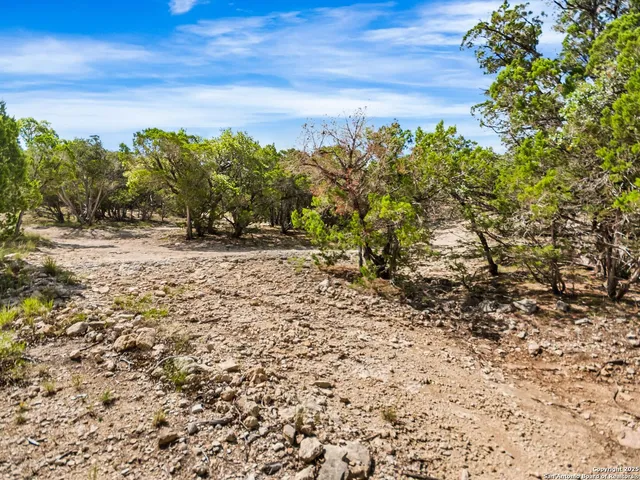 $1,350,000 | 4366 Whartons Dock Road, Bandera, TX 78003