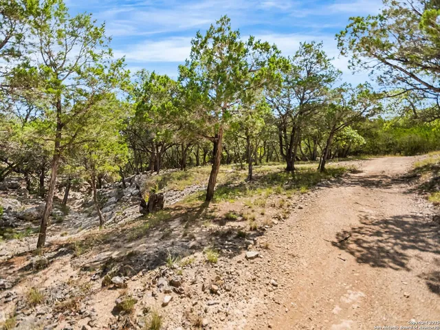 $1,350,000 | 4366 Whartons Dock Road, Bandera, TX 78003