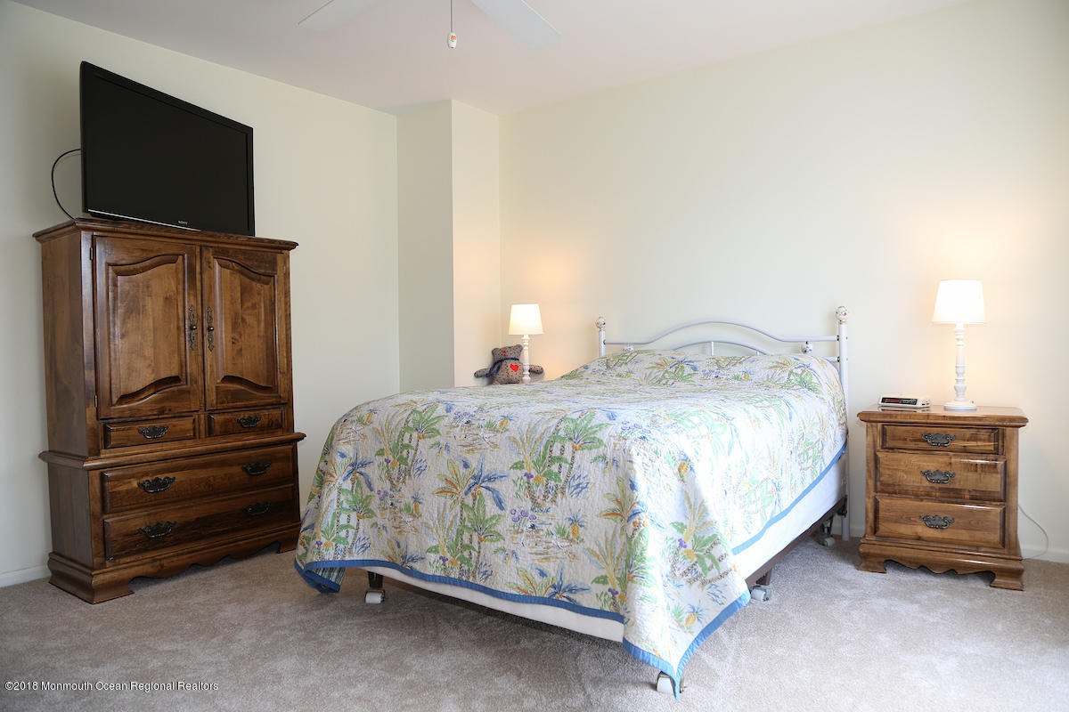 1525 Hulse Road, Unit 8 Point Pleasant, NJ 08742 - Photo 4 of 19 1T4A9722