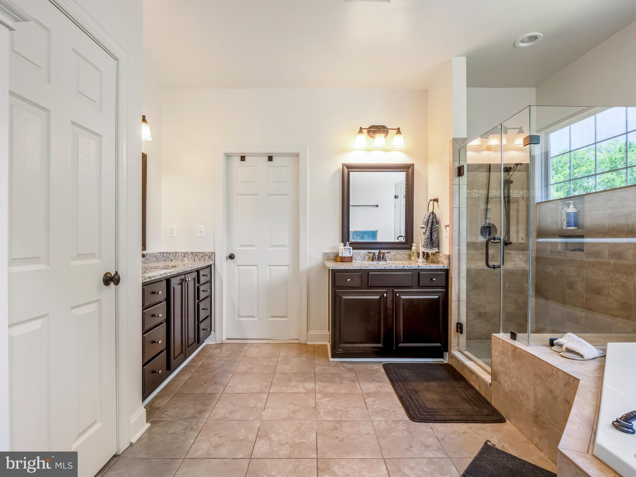 16116 Thoroughfare Road Broad Run, VA 20137 - Photo 19 of 36 Master bathroom