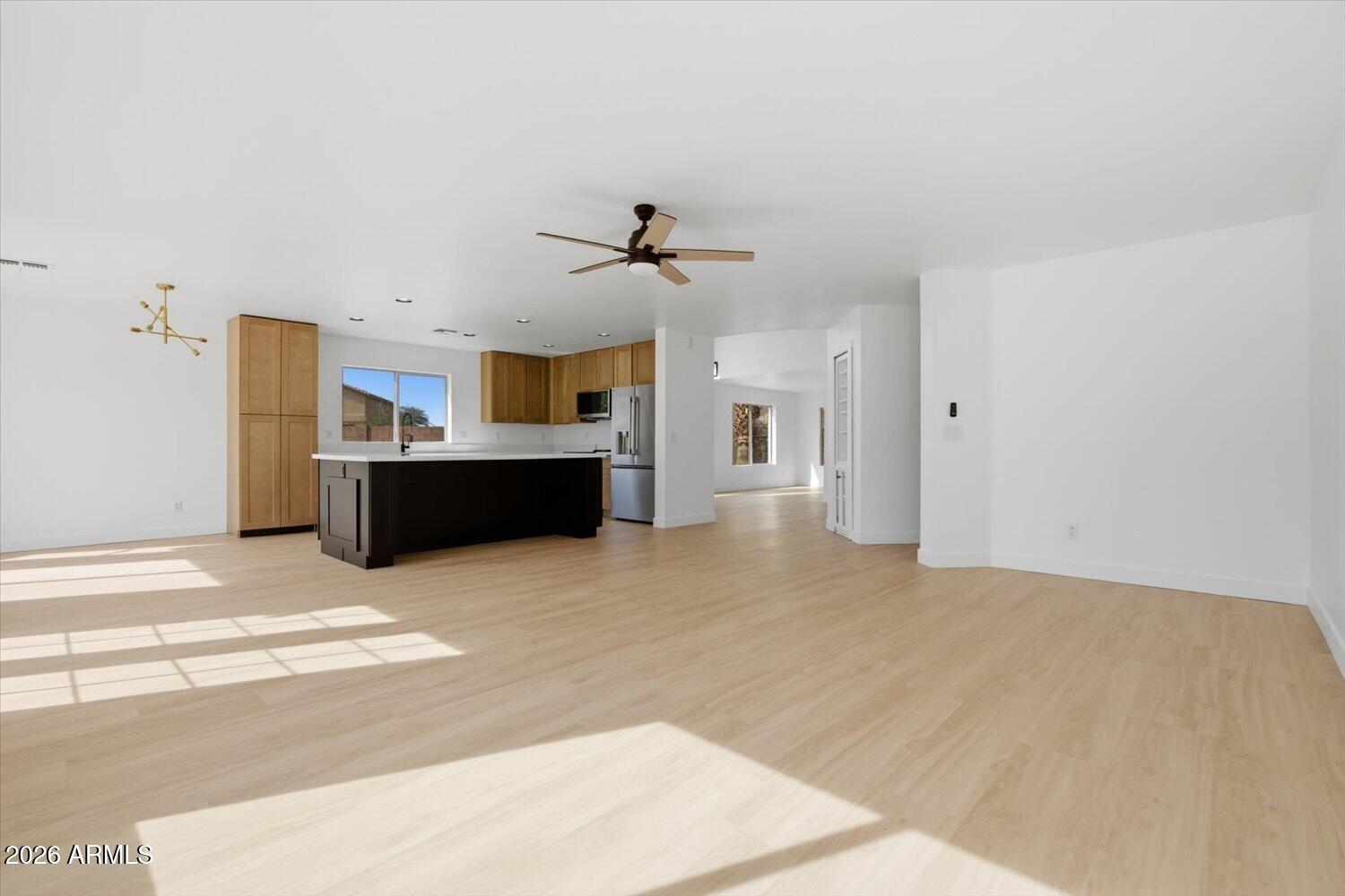 3005 West Shumway Farm Road Phoenix, AZ 85041 - Photo 21 of 49 20-FamilyRoom_3