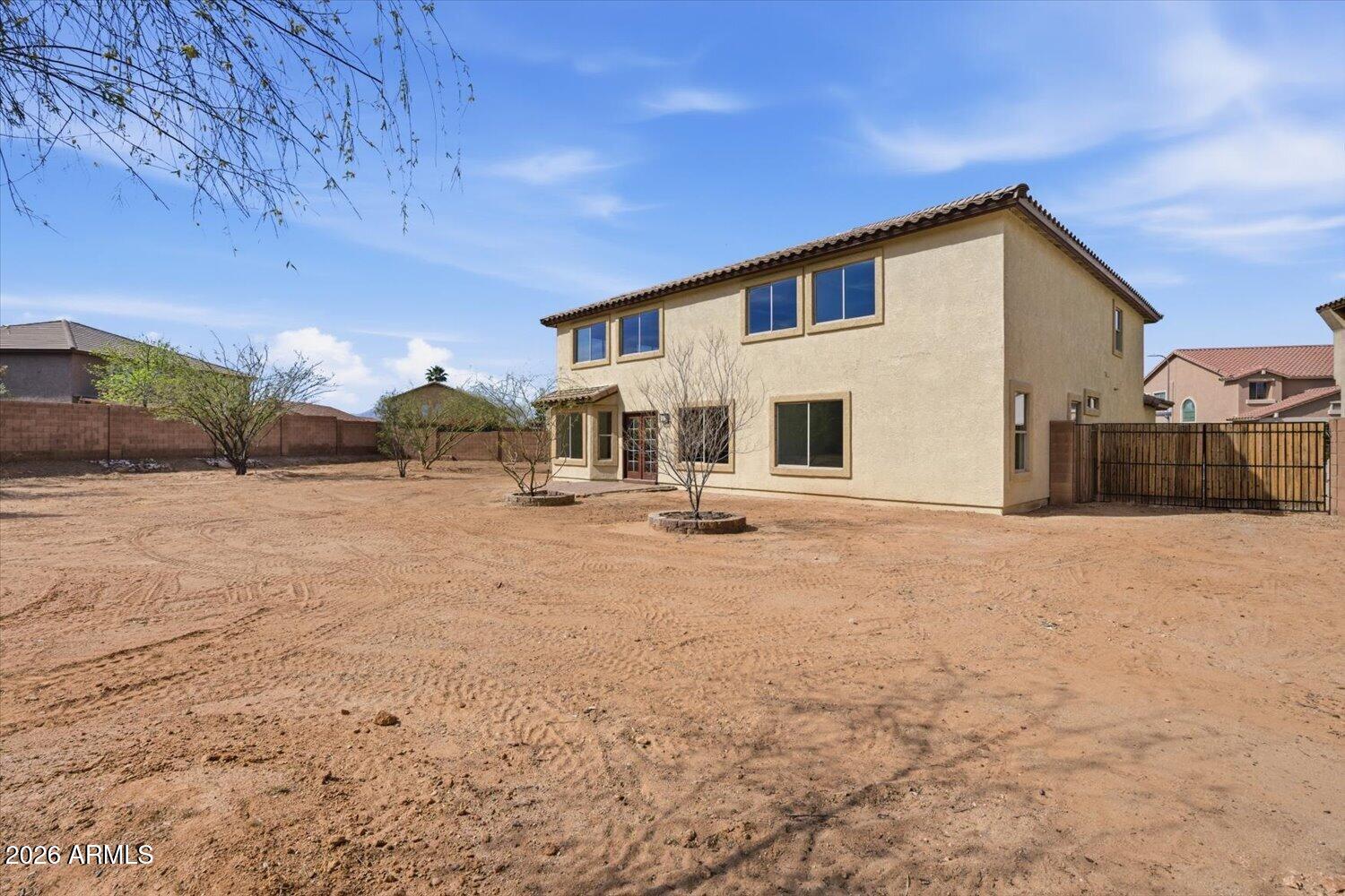 3005 West Shumway Farm Road Phoenix, AZ 85041 - Photo 41 of 49 44-Backyard_2