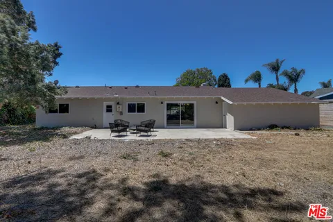 $949,000 | 476 Jeanne Court, Newbury Park, CA 91320