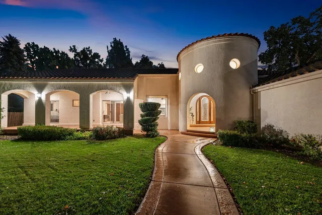 $1,399,000 | 6681 Riverside Drive, Redding, CA 96001