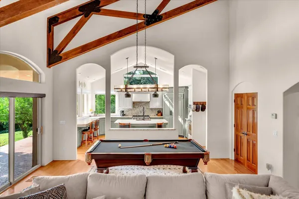 $1,359,000 | 6681 Riverside Drive, Redding, CA 96001