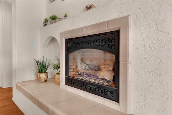 $1,359,000 | 6681 Riverside Drive, Redding, CA 96001