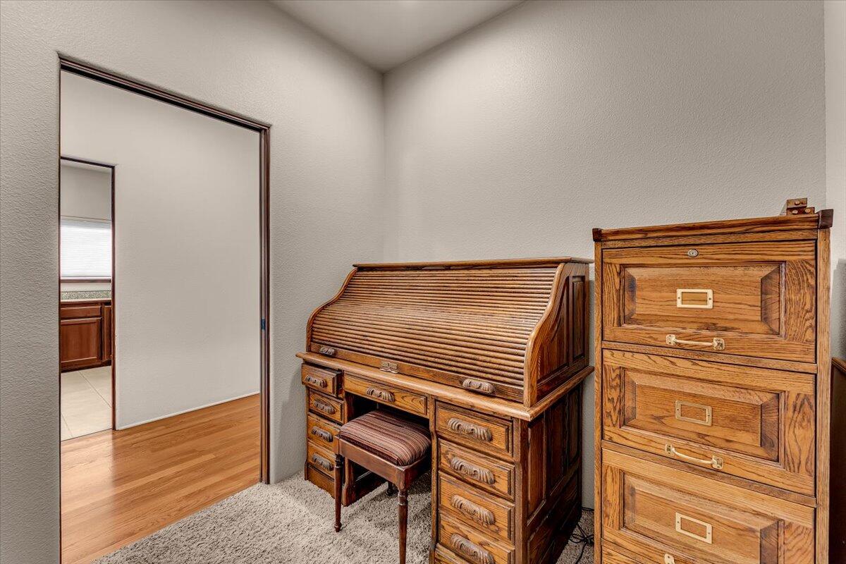 6681 Riverside Drive Redding, CA 96001 - Photo 58 of 124 a view of an empty room