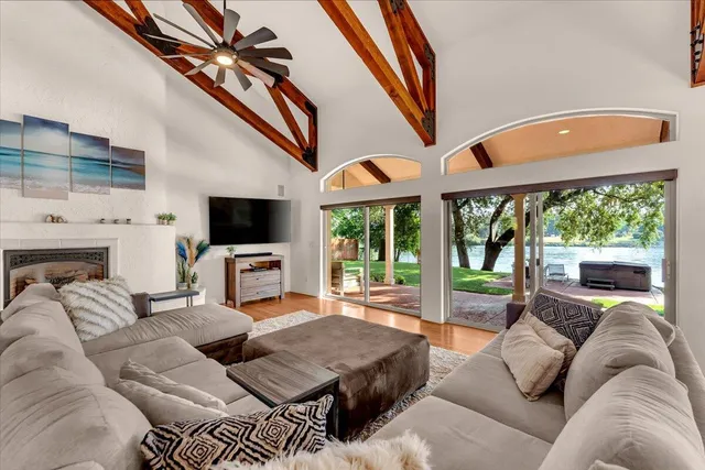 $1,399,000 | 6681 Riverside Drive, Redding, CA 96001