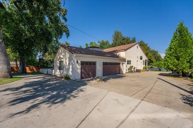 $1,399,000 | 6681 Riverside Drive, Redding, CA 96001