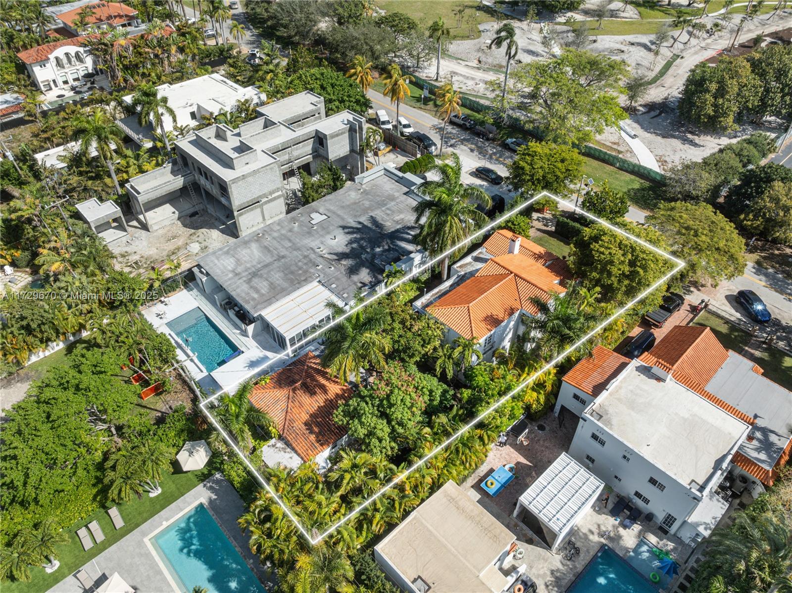 2424 Prairie Avenue Miami Beach, FL 33140 - Photo 23 of 28