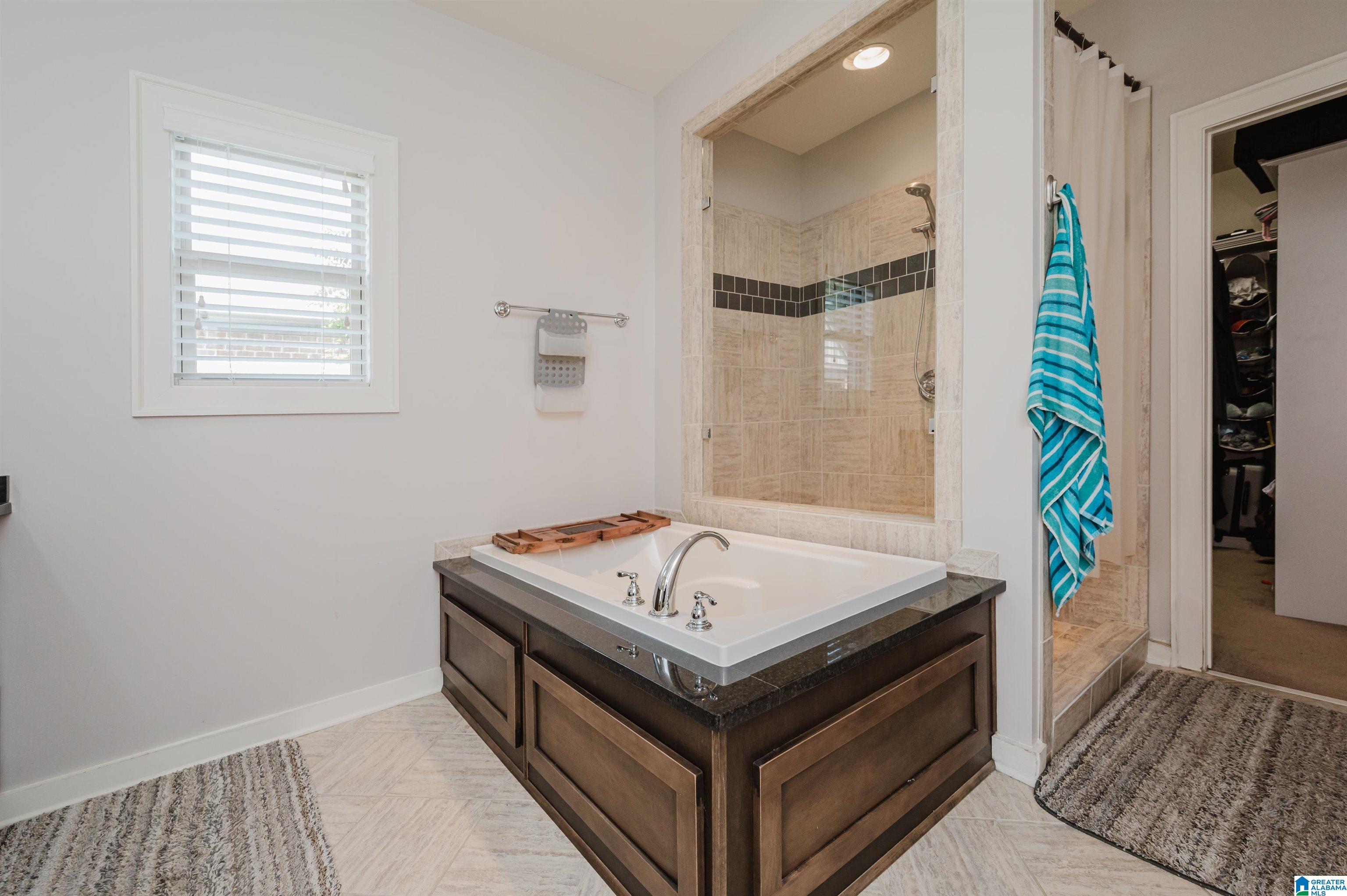 1586 Chace Way Birmingham, AL 35244 - Photo 23 of 40