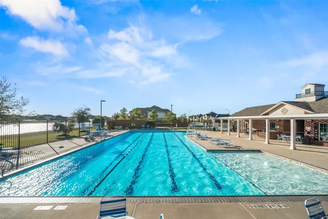 a view of a lake from a yard